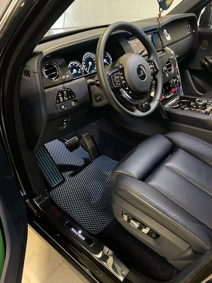 коврики эва для rolls-royce-cullinan-2018-n-v_27-04-24_12-43-44_606.webp