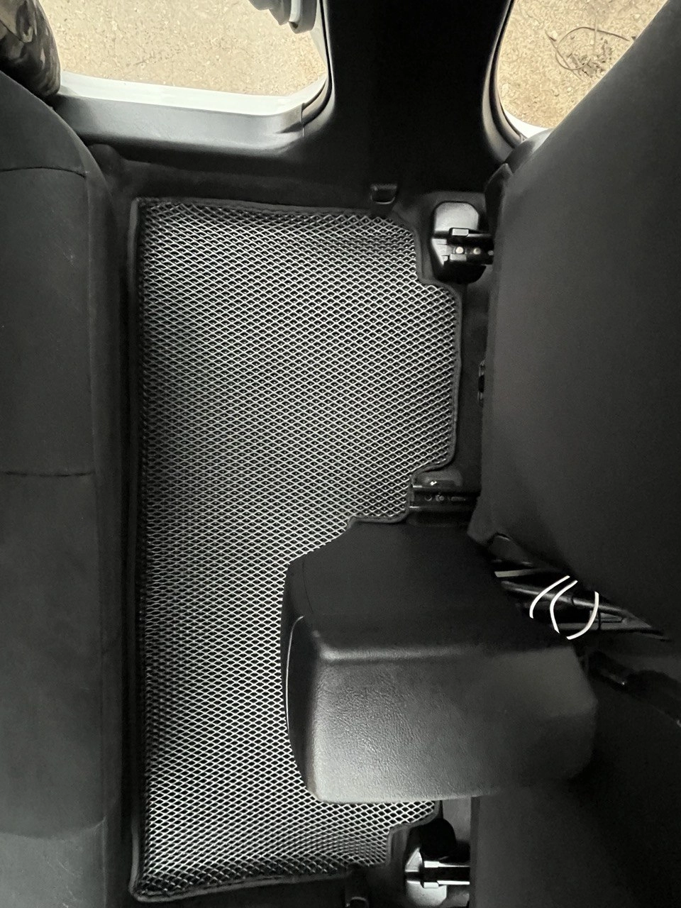 коврики эва для toyota-corolla-axio-xi-rest-ii-prav-rul-2017-n-v-g_17-06-24_06-10-48_620.webp