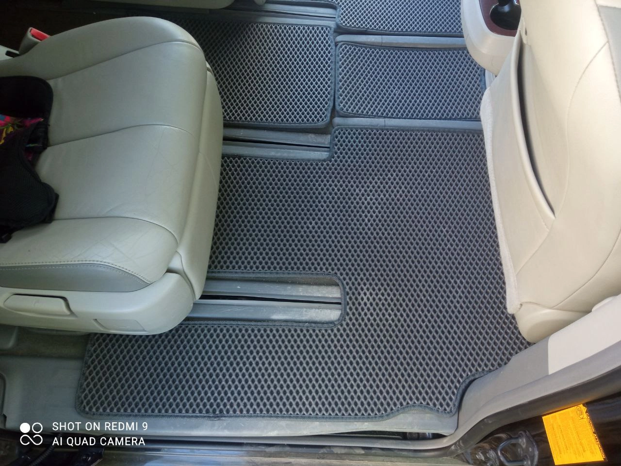 коврики эва для toyota-sienna-iii-2010-2017_29-04-24_11-23-21_540.webp