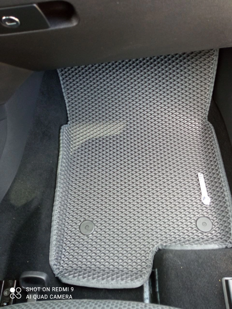 коврики эва для volkswagen-jetta-vi-2010-2018_10-05-24_02-47-59_451.webp