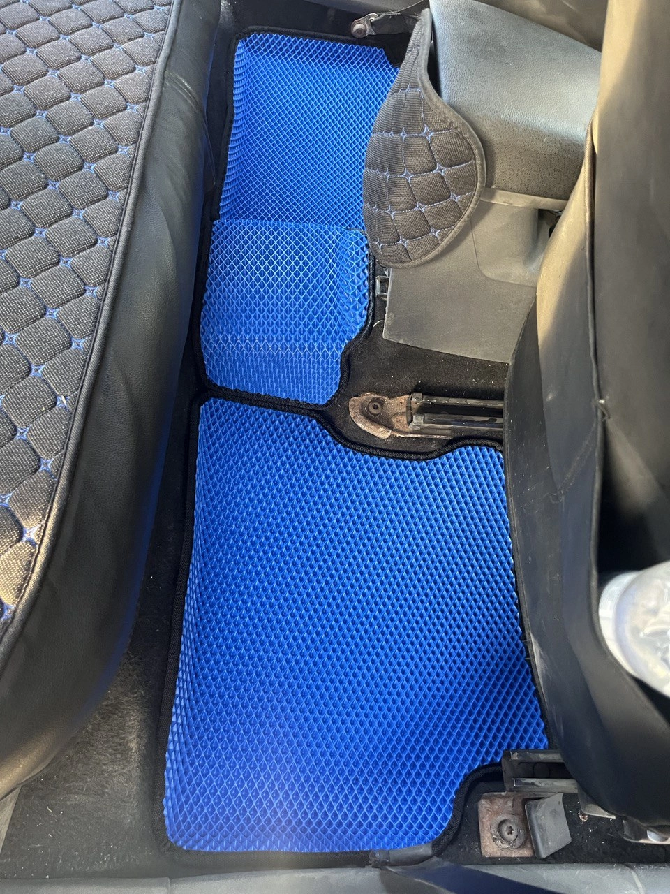 коврики эва для ford-focus-ii-2005-2011_08-06-24_09-34-28_462.webp
