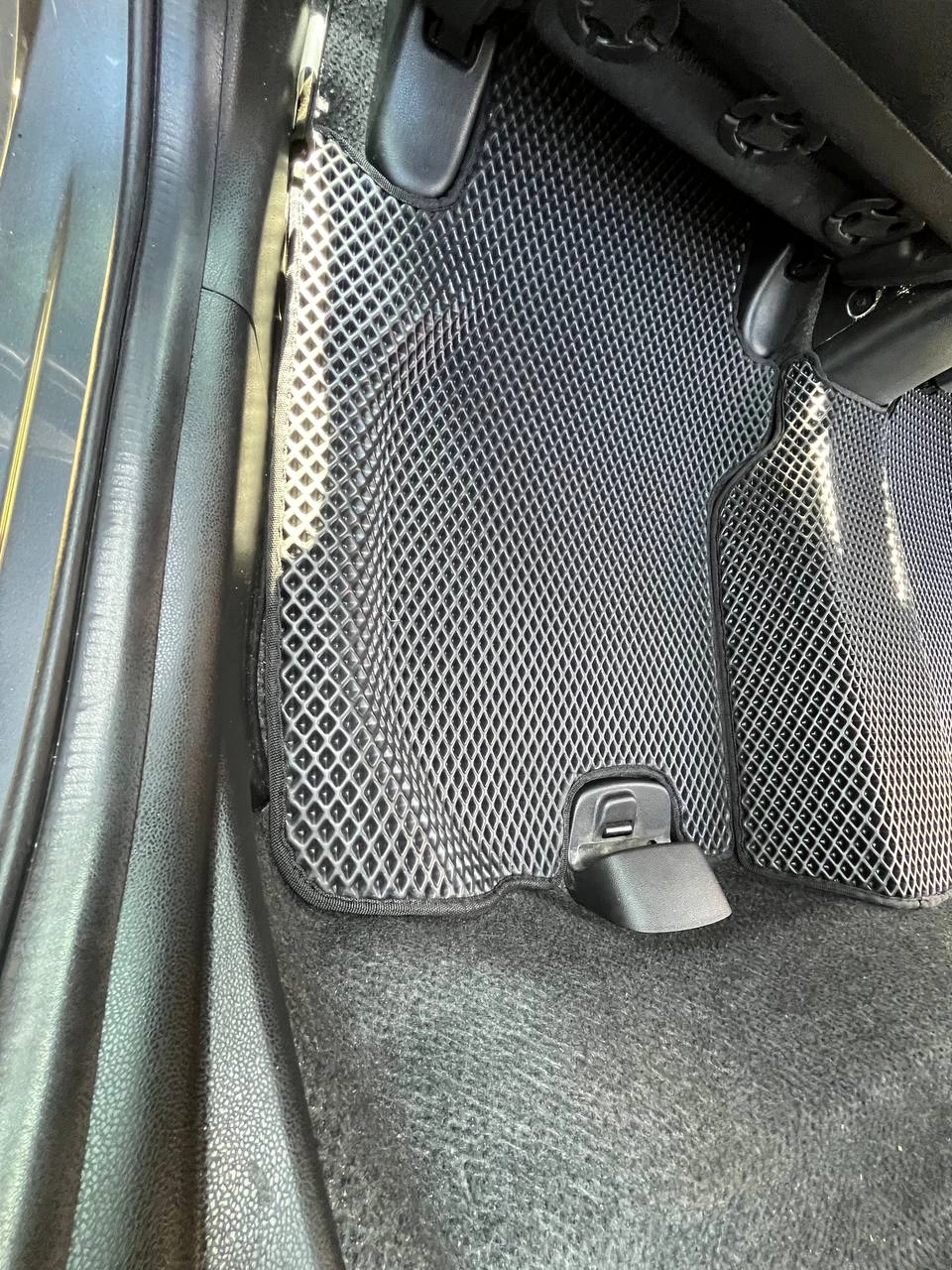 коврики эва для honda-fit-shuttle-i-pravyy-rul-2011-2013_22-08-24_01-59-56_727.webp