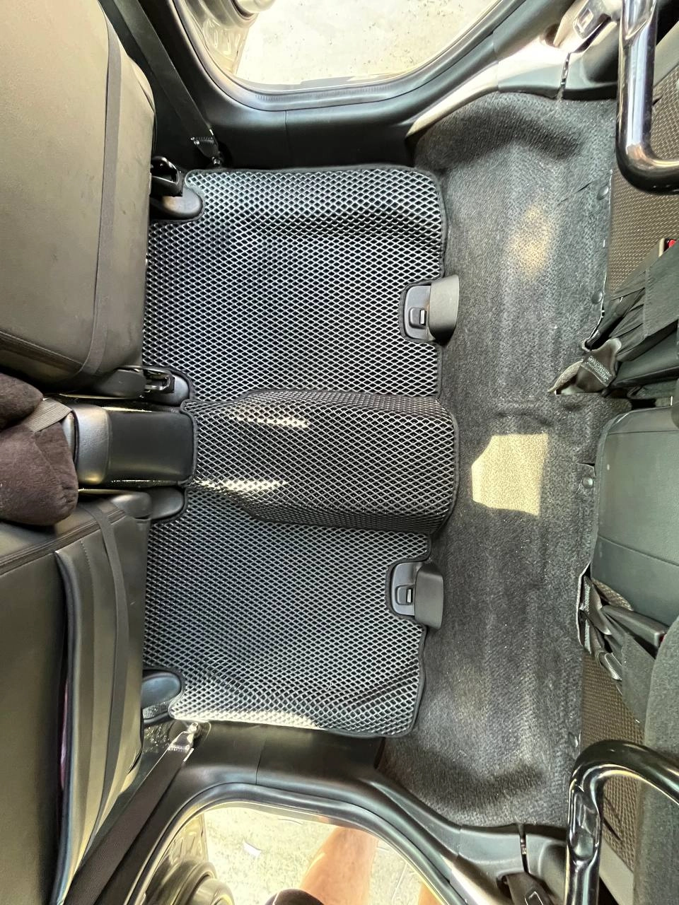 коврики эва для honda-fit-shuttle-i-pravyy-rul-2011-2013_22-08-24_01-59-56_984.webp