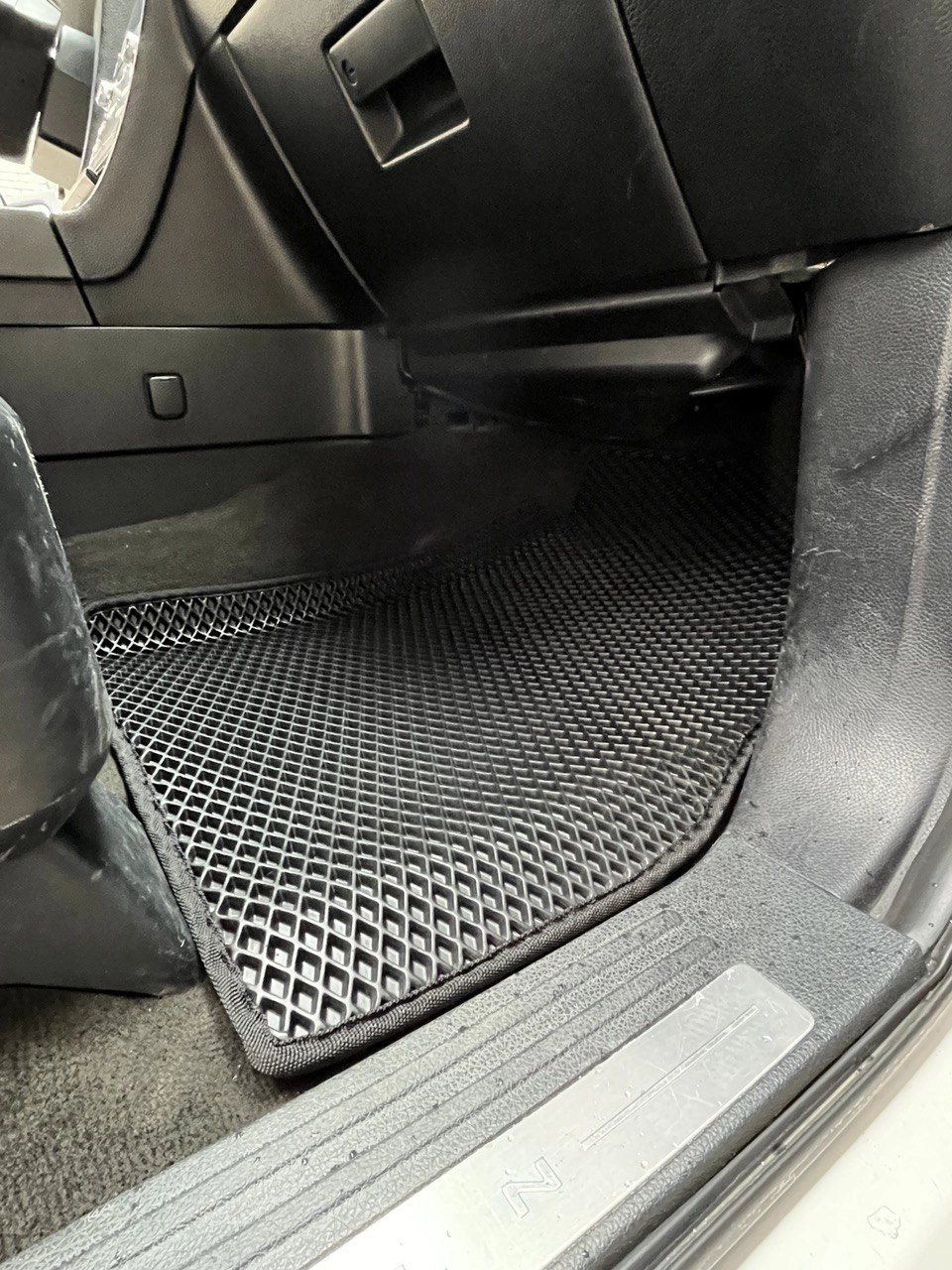 коврики эва для lincoln-navigator-iii-rest-2014-2017_08-05-24_12-58-53_238.webp